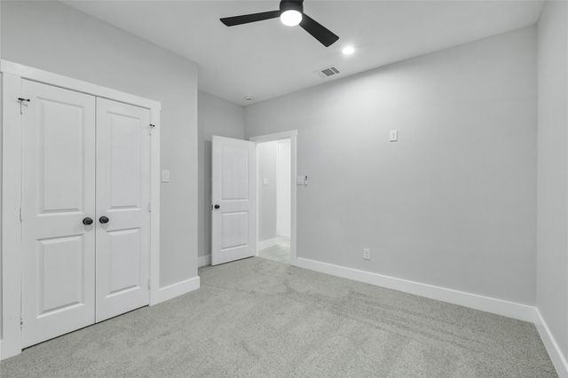 15113 Austin, Willis, TX 77378