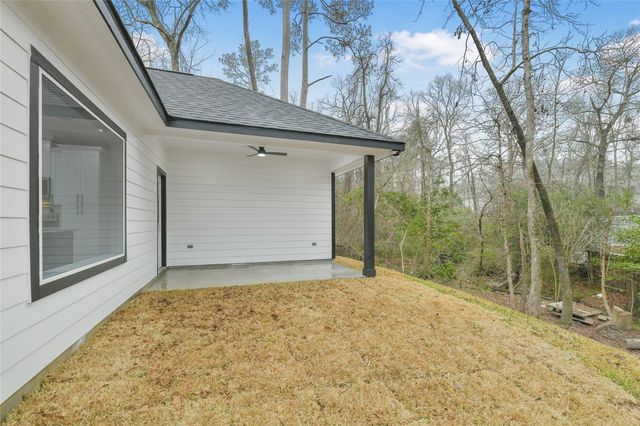 15113 Austin, Willis, TX 77378