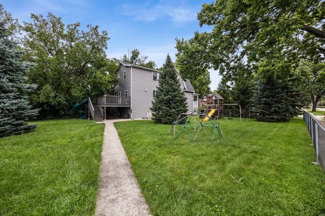 3940 Sunnyside Avenue, Brookfield, IL 60513
