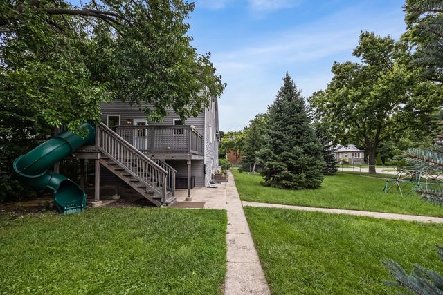 3940 Sunnyside Avenue, Brookfield, IL 60513
