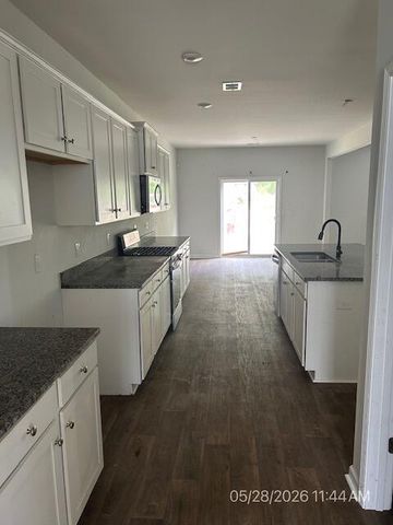 331 Willow Pointe Circle, Summerville, SC 29486
