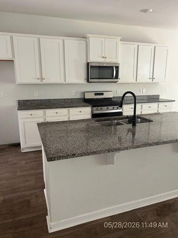 331 Willow Pointe Circle, Summerville, SC 29486