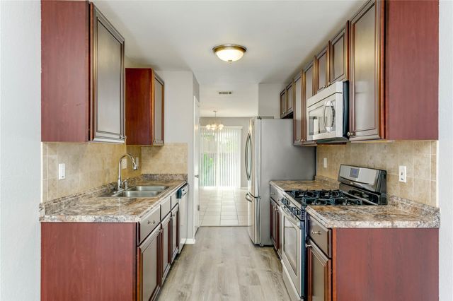 816 Russet Valley DR, Cedar Park, TX 78613