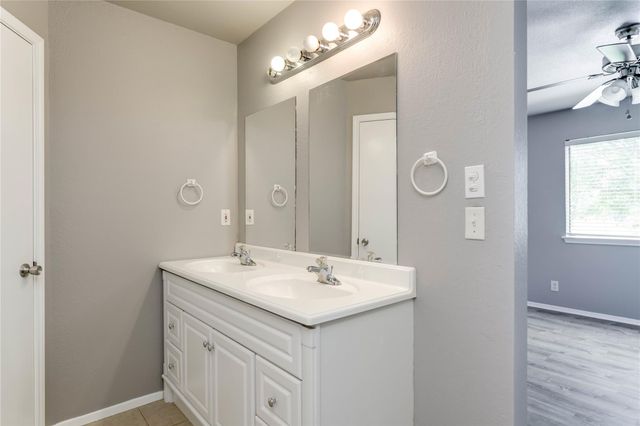 816 Russet Valley DR, Cedar Park, TX 78613