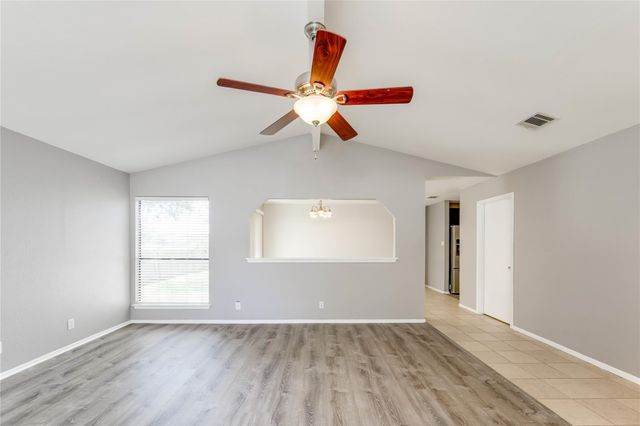 816 Russet Valley DR, Cedar Park, TX 78613