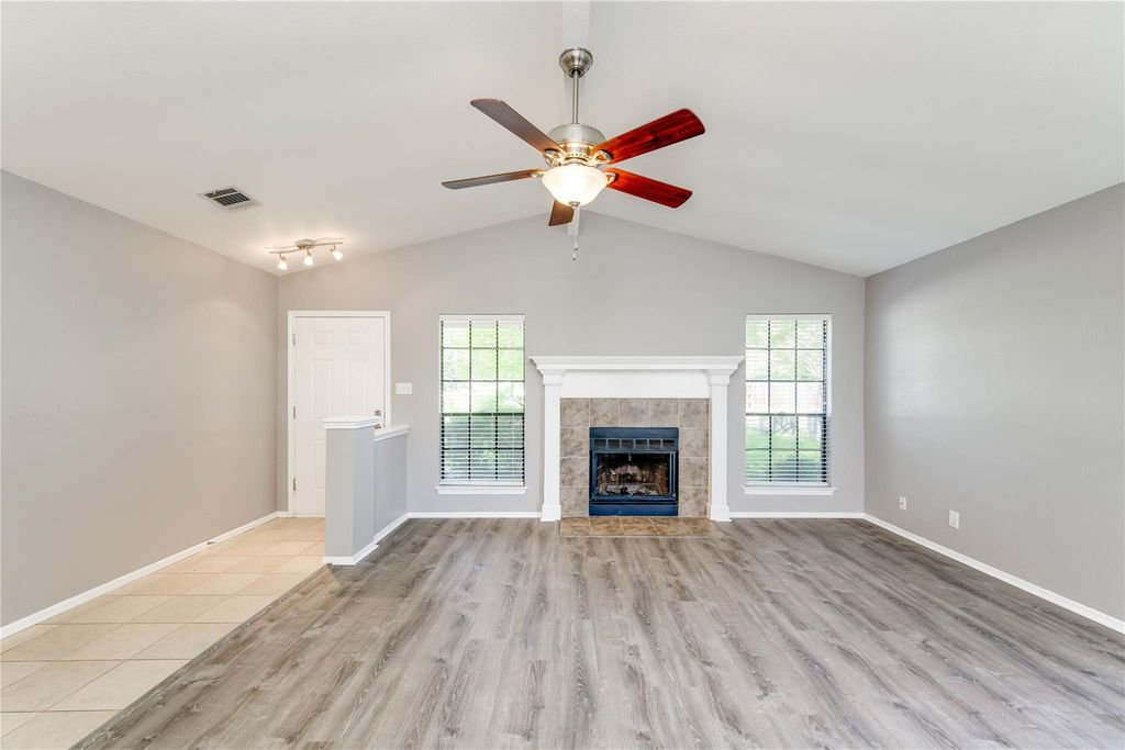 816 Russet Valley DR, Cedar Park, TX 78613