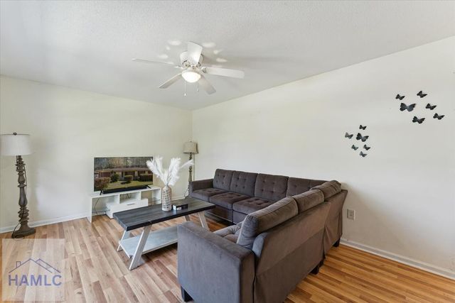 407 Simpson Street, Hinesville, GA 31313