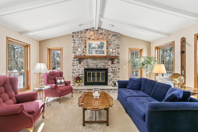 3341 N Chaucer Court, Janesville, WI 53545