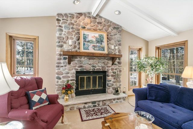 3341 N Chaucer Court, Janesville, WI 53545