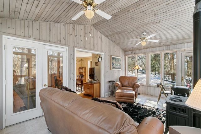 3341 N Chaucer Court, Janesville, WI 53545