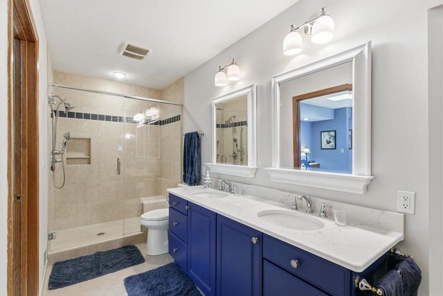 3341 N Chaucer Court, Janesville, WI 53545