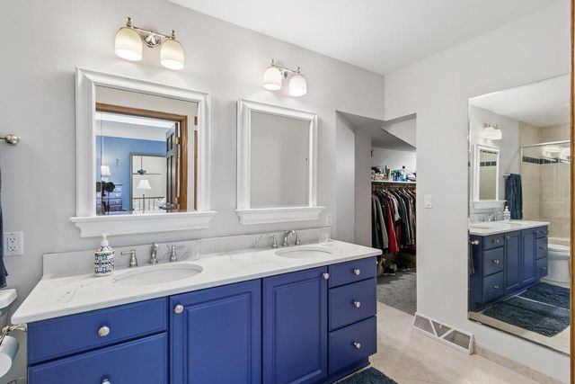 3341 N Chaucer Court, Janesville, WI 53545