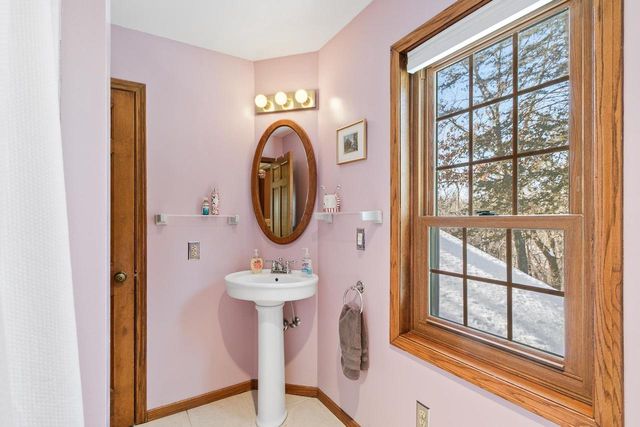 3341 N Chaucer Court, Janesville, WI 53545