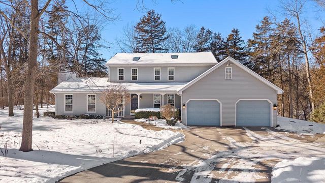 3341 N Chaucer Court, Janesville, WI 53545