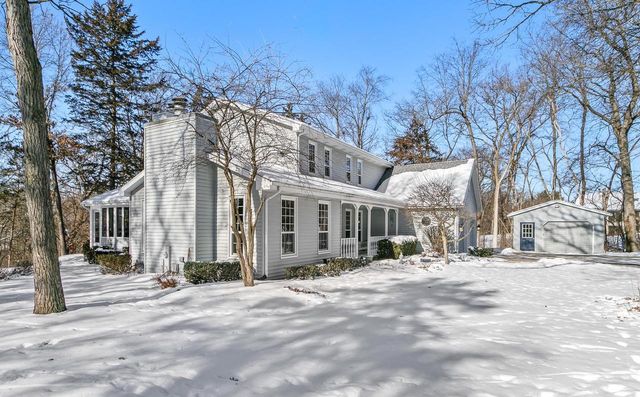 3341 N Chaucer Court, Janesville, WI 53545