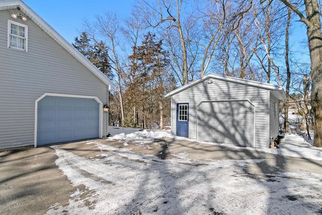 3341 N Chaucer Court, Janesville, WI 53545