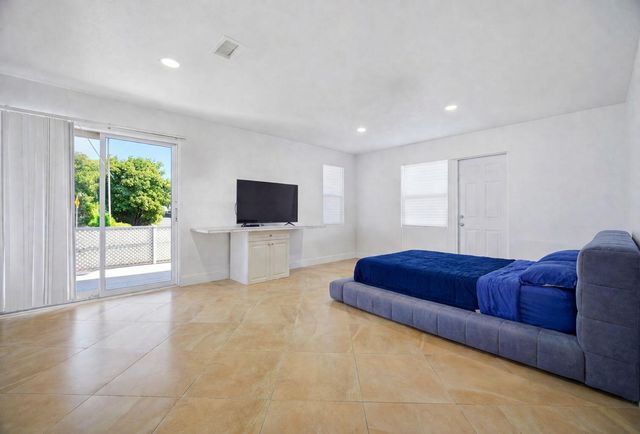 1517 NE 53rd Court, Pompano Beach, FL 33064