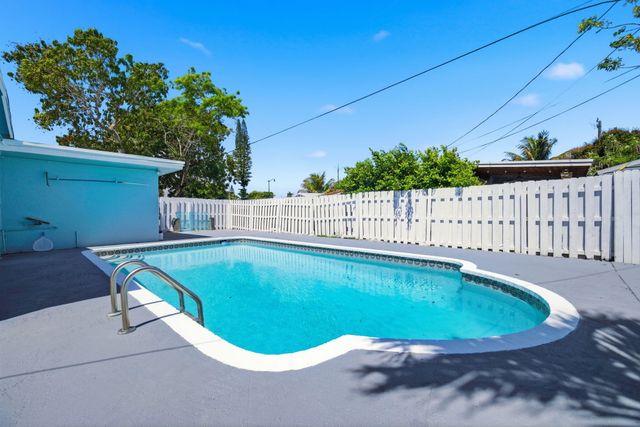 1517 NE 53rd Court, Pompano Beach, FL 33064