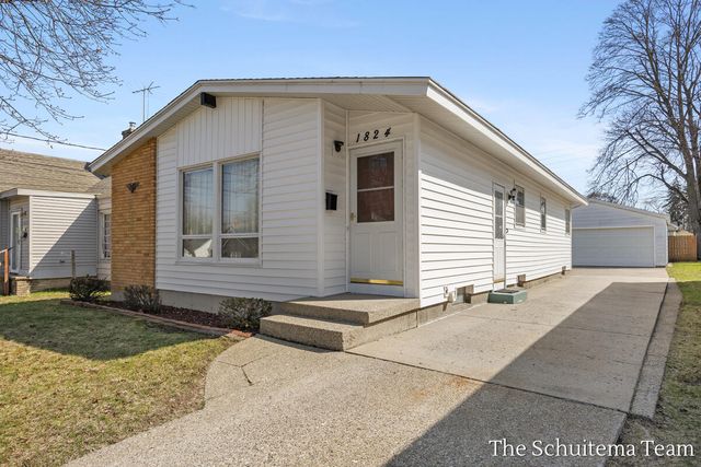 1824 Blandford Avenue Sw, City Of Wyoming, MI 49519