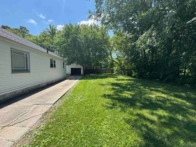 4042 Webber Street, Saginaw, MI 48602