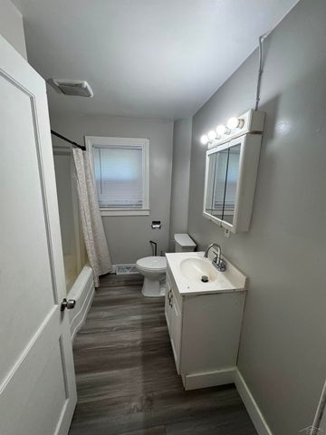 4042 Webber Street, Saginaw, MI 48602