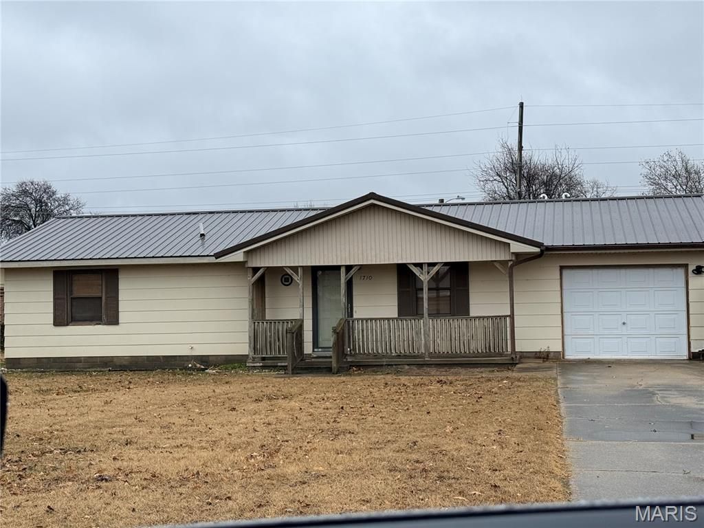 1710 Sidney Street, Malden, MO 63863