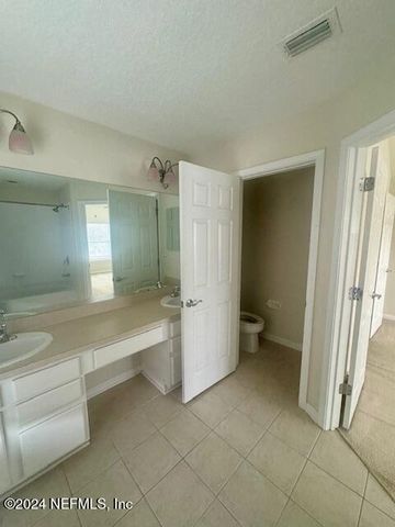 4225 CROWNWOOD Drive, Jacksonville, FL 32216