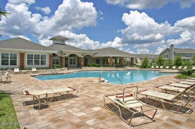 4225 CROWNWOOD Drive, Jacksonville, FL 32216
