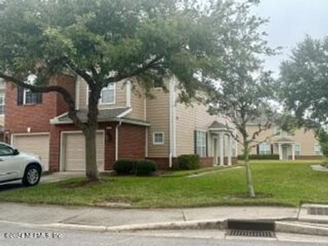 4225 CROWNWOOD Drive, Jacksonville, FL 32216