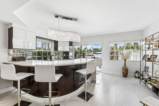 19 Hendricks Isle, Fort Lauderdale, FL 33301
