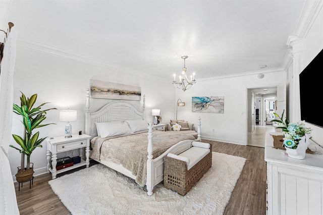 19 Hendricks Isle, Fort Lauderdale, FL 33301