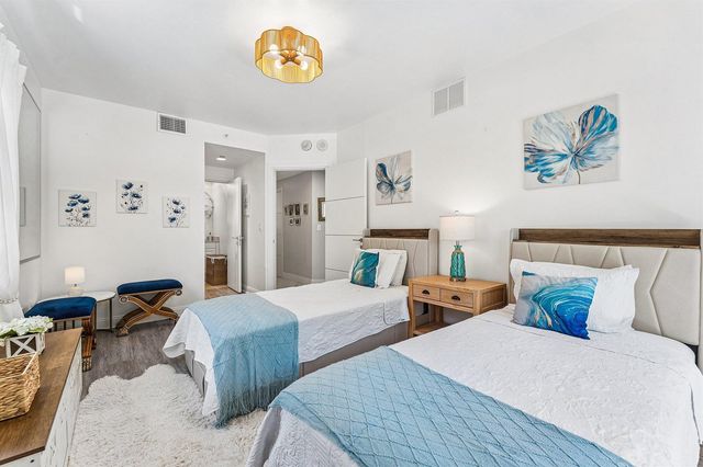 19 Hendricks Isle, Fort Lauderdale, FL 33301