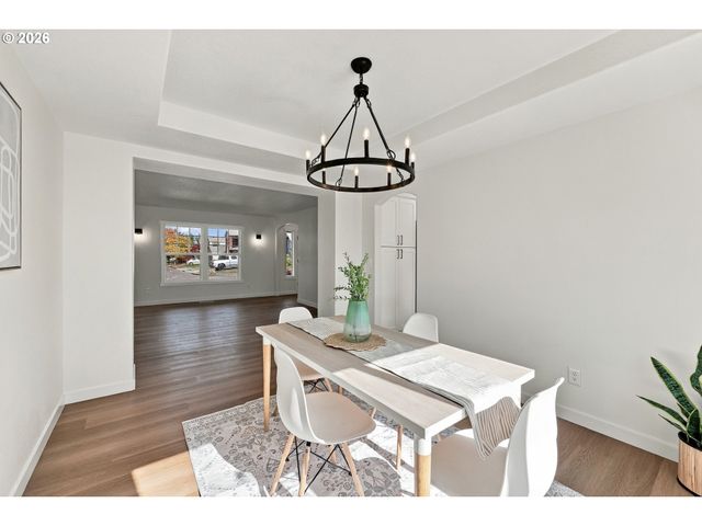 970 Sw 26TH St, Troutdale, OR 97060