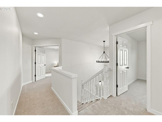 970 Sw 26TH St, Troutdale, OR 97060