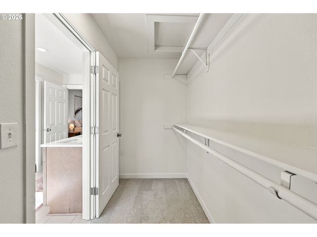970 Sw 26TH St, Troutdale, OR 97060