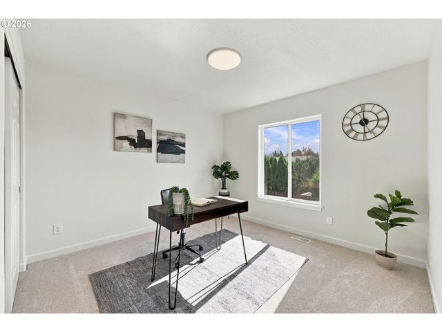 970 Sw 26TH St, Troutdale, OR 97060