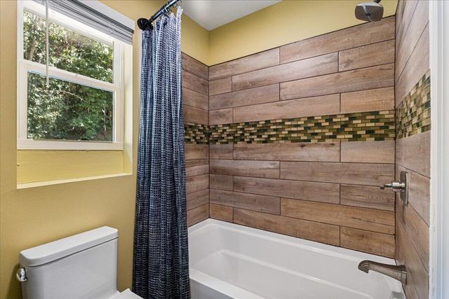 9815 E Brainerd Road, Ooltewah, TN 37363