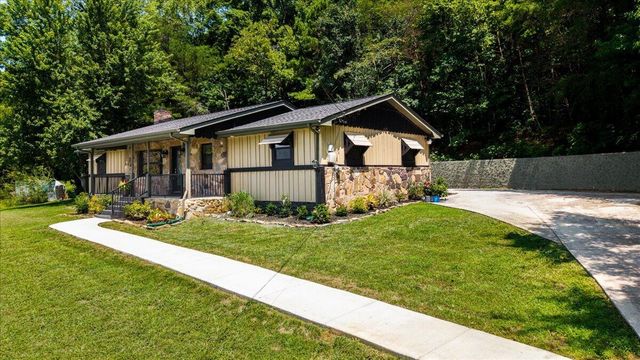 9815 E Brainerd Road, Ooltewah, TN 37363