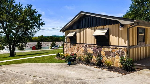 9815 E Brainerd Road, Ooltewah, TN 37363