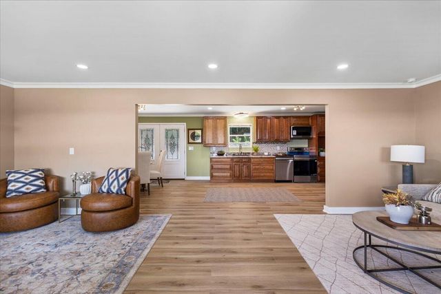 9815 E Brainerd Road, Ooltewah, TN 37363