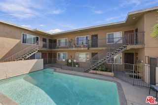 2540 S Barrington Avenue, Los Angeles, CA 90064