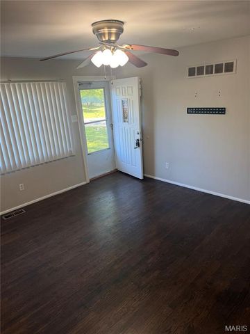 258 Becker Drive, Hazelwood, MO 63135