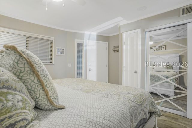 40 Folly Field Rd Apt A131, Hilton Head Island, SC 29928