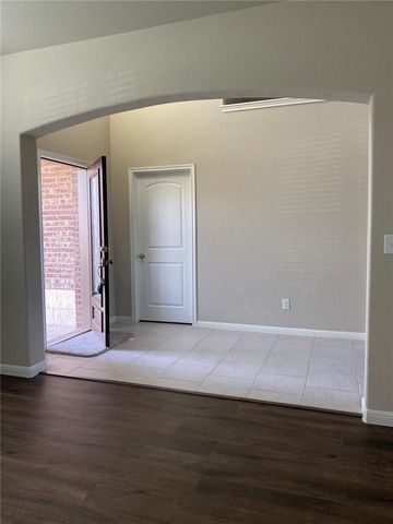 159 Plantain DR, Hutto, TX 78634