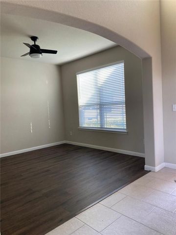 159 Plantain DR, Hutto, TX 78634