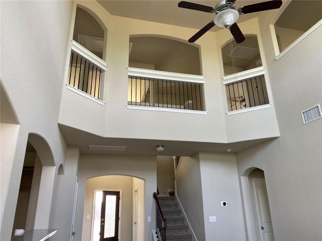 159 Plantain DR, Hutto, TX 78634