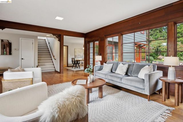 18 Arlington Ct, Kensington, CA 94707