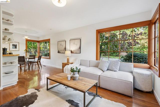 18 Arlington Ct, Kensington, CA 94707