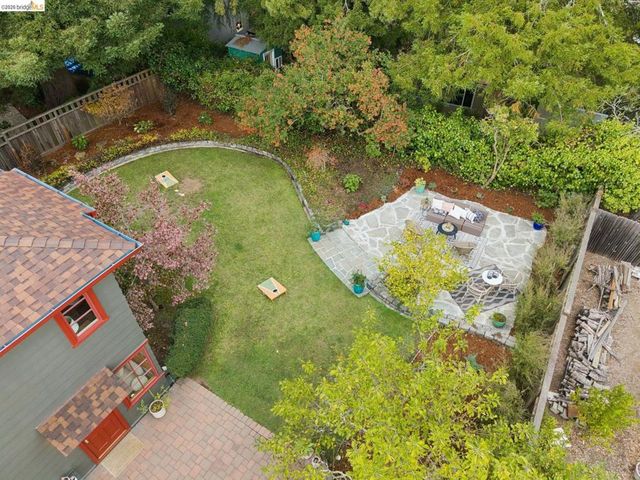 18 Arlington Ct, Kensington, CA 94707