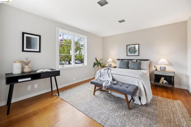 18 Arlington Ct, Kensington, CA 94707